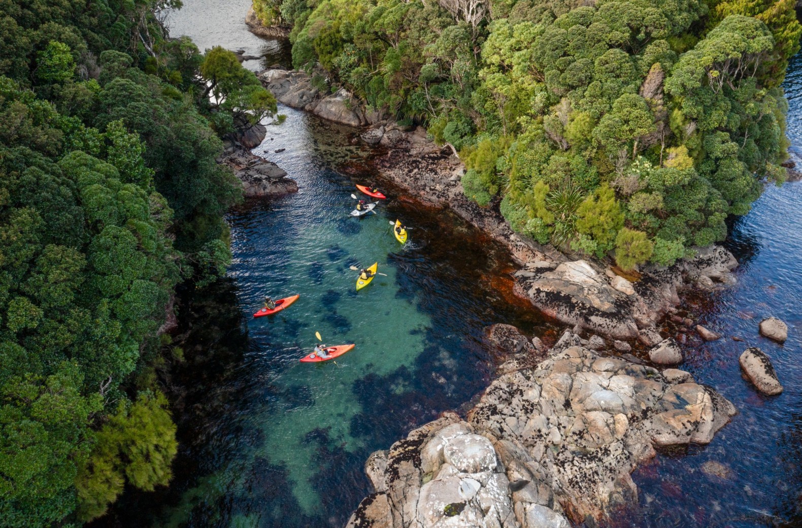 Kayaking Luncheon Cove 3 v2