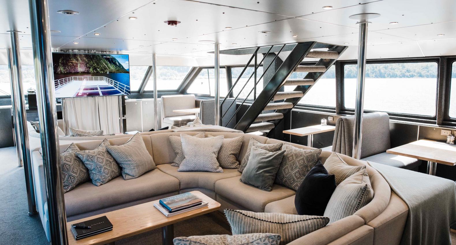 Ignition Self Drive Fiordland Discov 7 Boat2