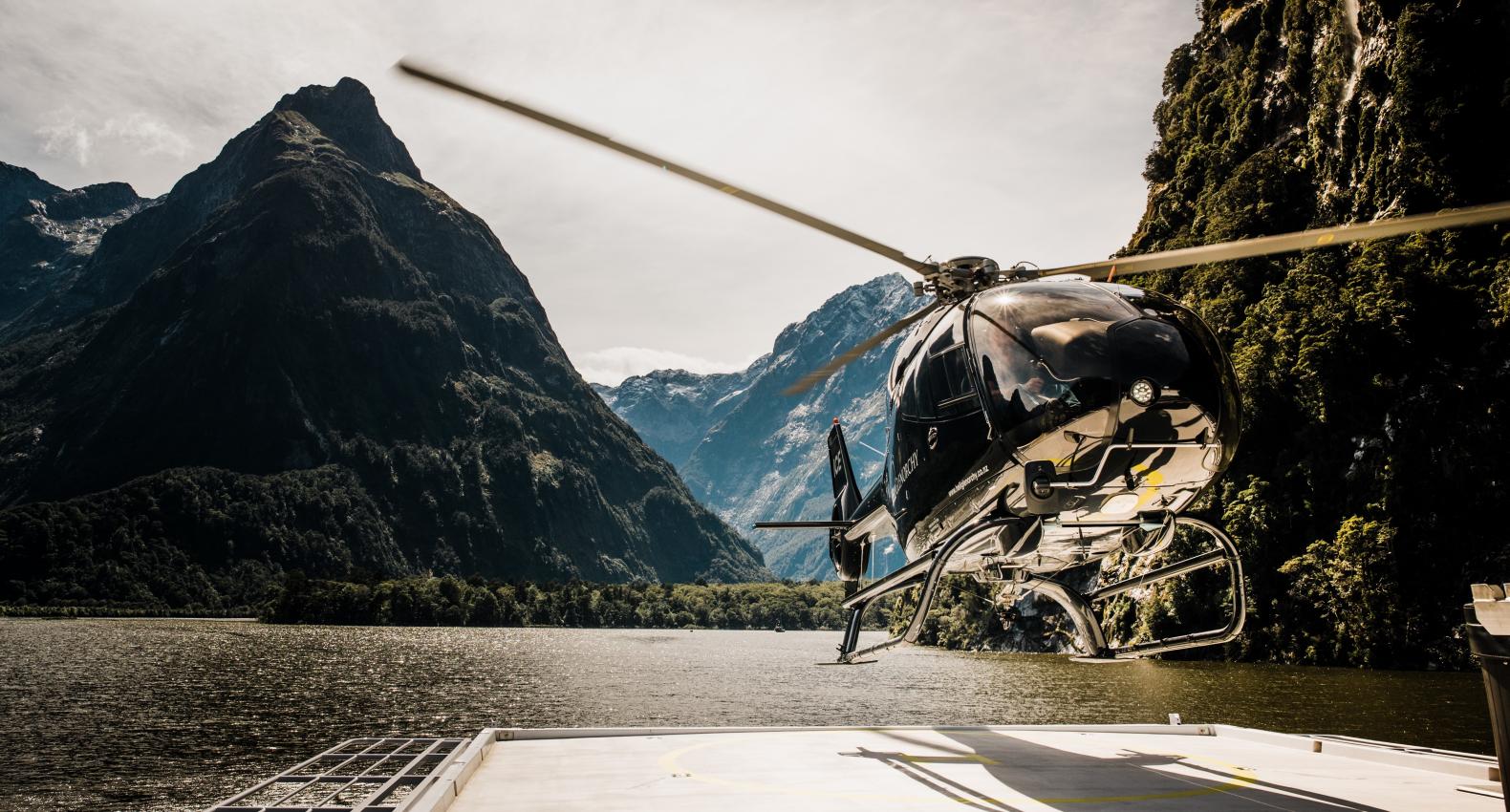 Ignition Self Drive Fiordland Discov 25 Heli Boat