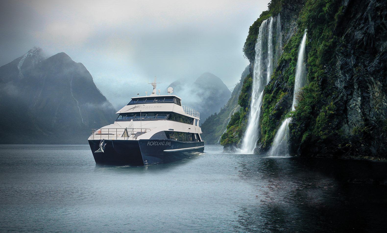 fiordland cruise